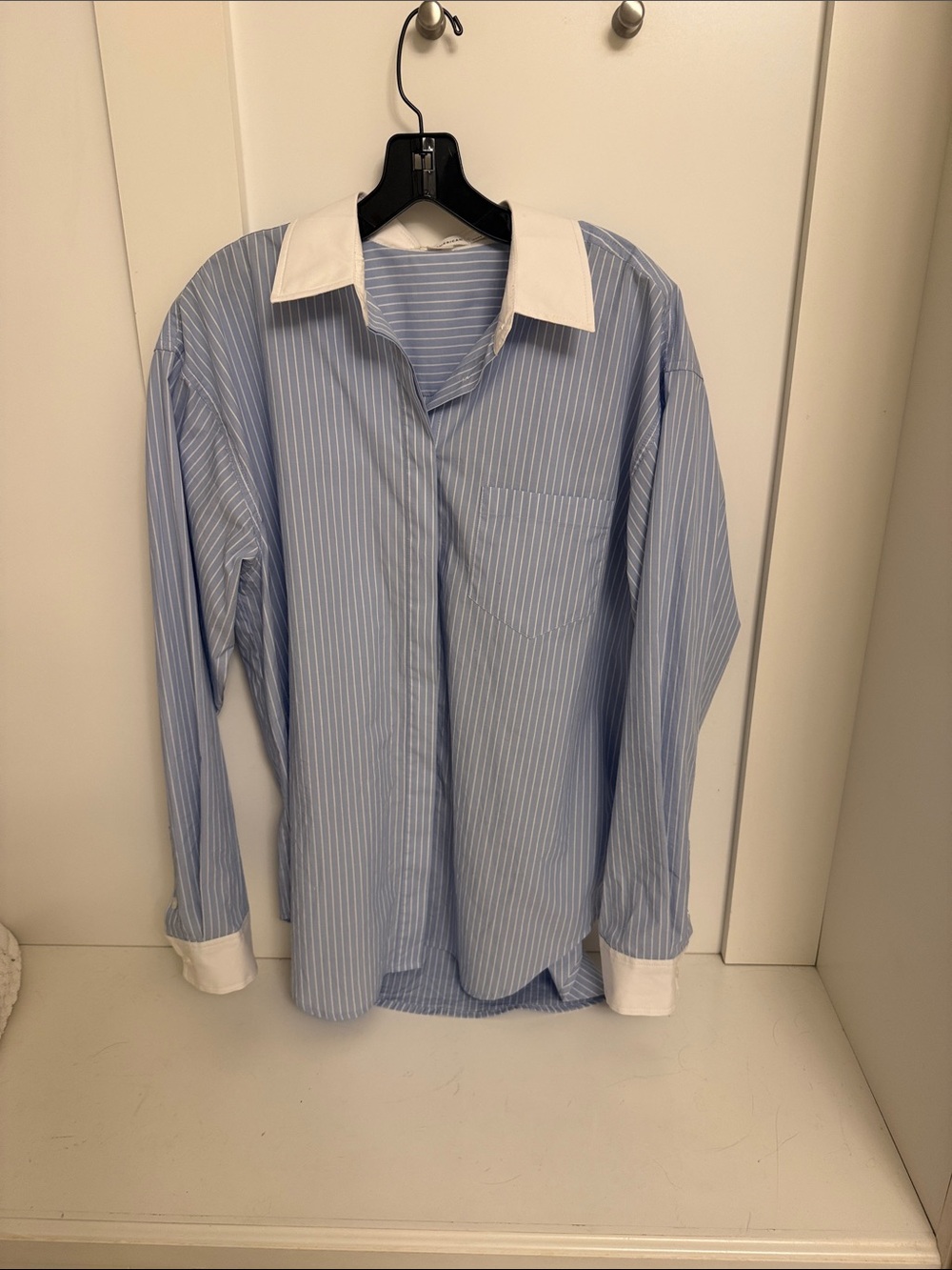 Good American Blue Pinstripe Contrast-Collar shirt